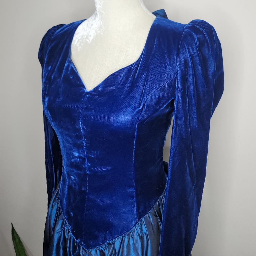 VTG 80s Velvet + Taffeta Bow Dress - Picture 10 of 10
